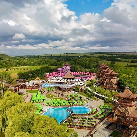 The Wind Mills Hydropark Gorna Malina Exterior foto