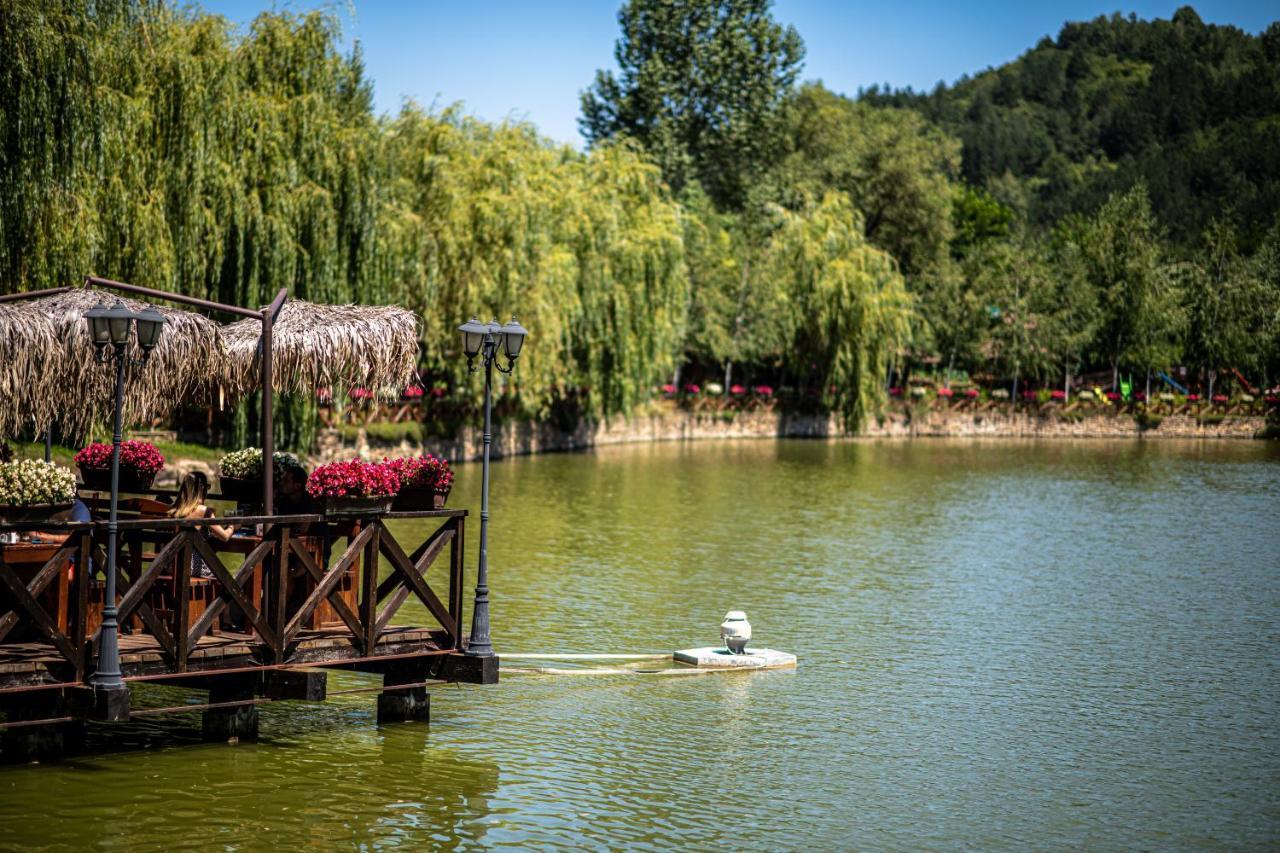 The Wind Mills Hydropark Gorna Malina Exterior foto