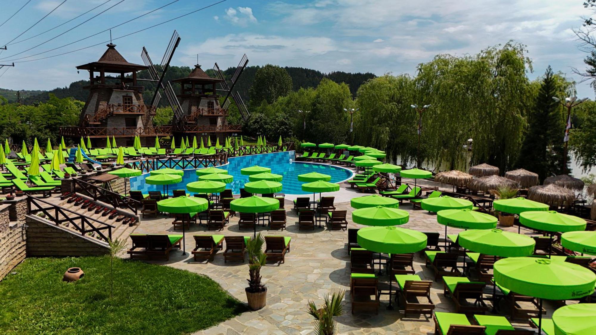 The Wind Mills Hydropark Gorna Malina Exterior foto